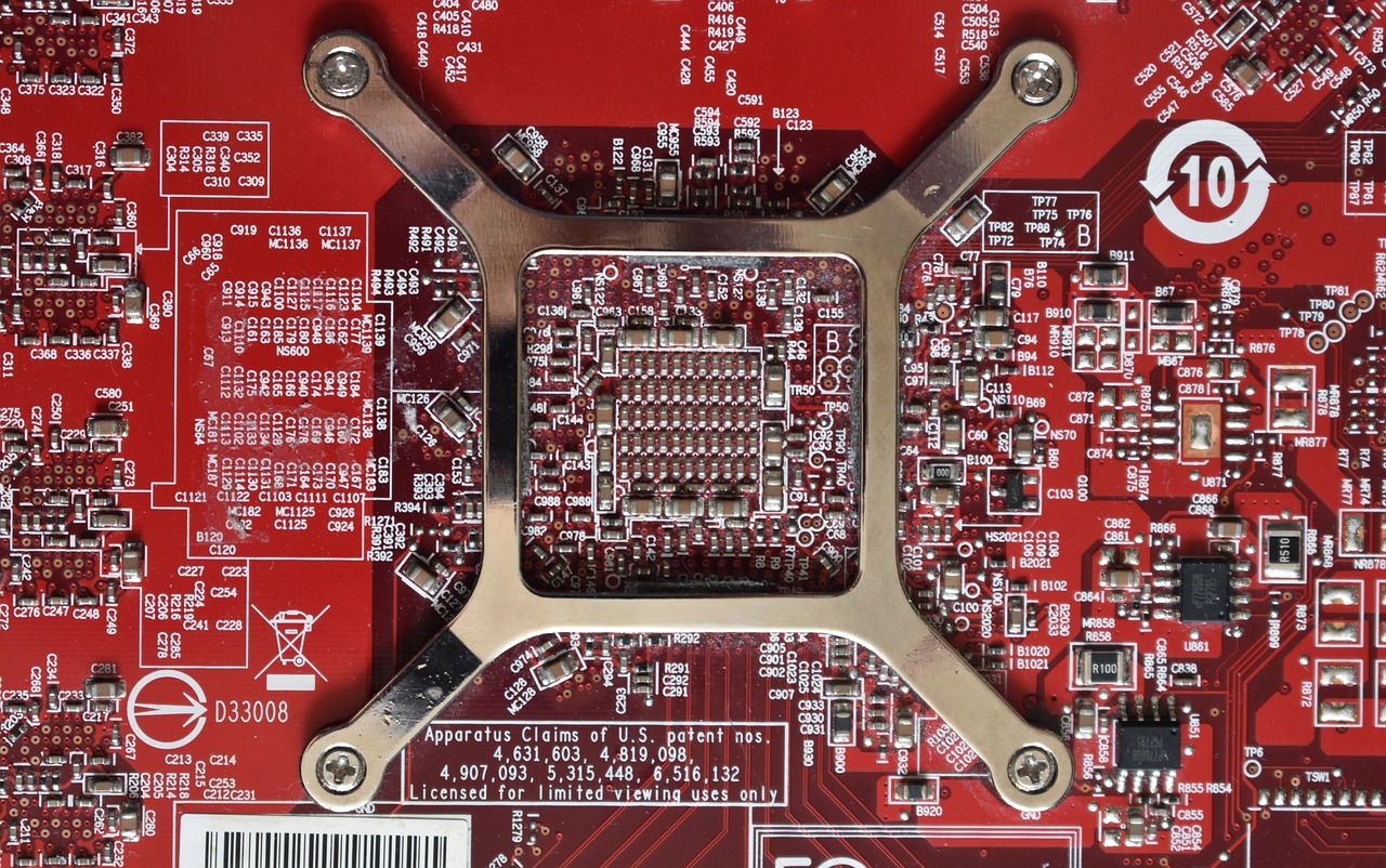 AMD引领技术革新，塑造计算未来新篇章