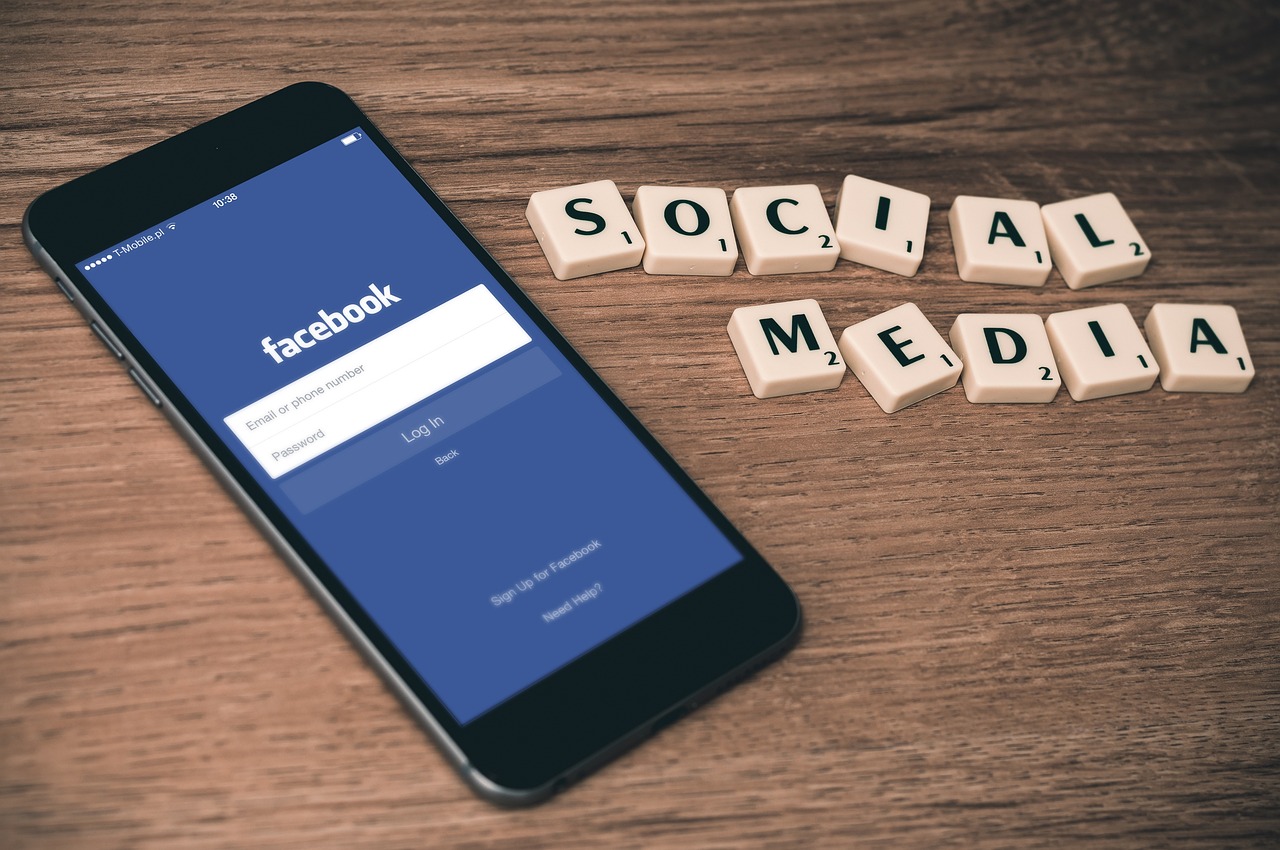 社交媒体巨头Facebook的影响力及未来展望