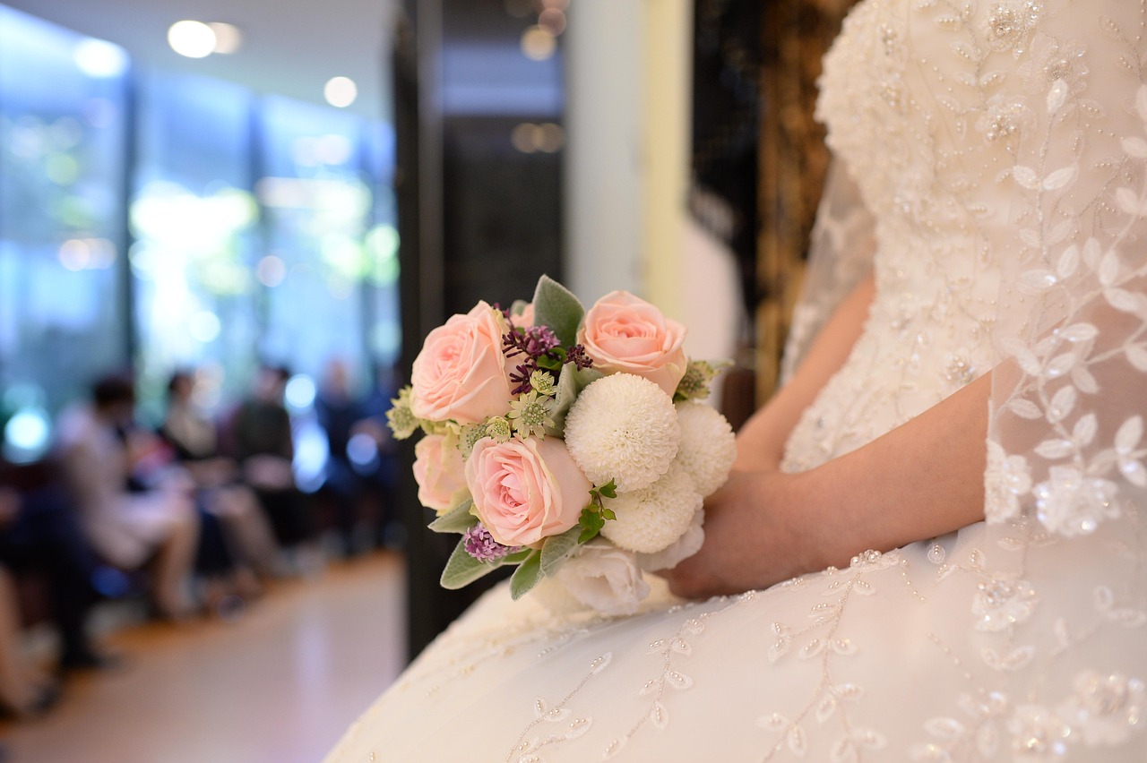 婚庆租车价格大全，打造完美婚礼的必备租车指南